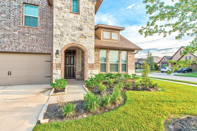 property at 2587 Artichoke Park Dr