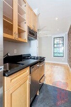 340 E 18th St in New York, NY - Building Photo - Building Photo