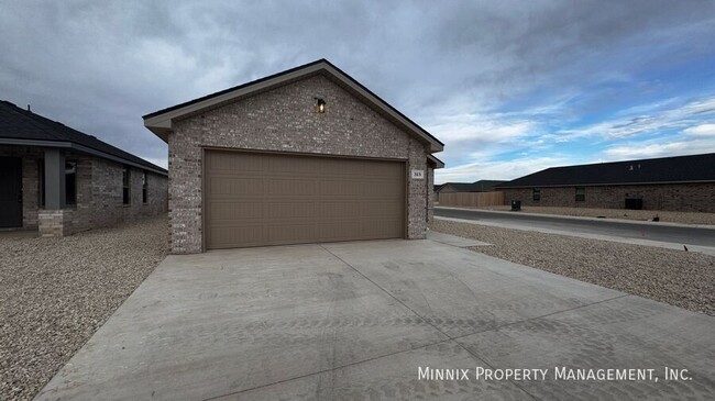 313 E 80th St in Lubbock, TX - Building Photo - Building Photo