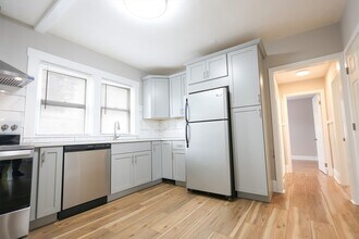 31 Graham St in Quincy, MA - Building Photo - Building Photo