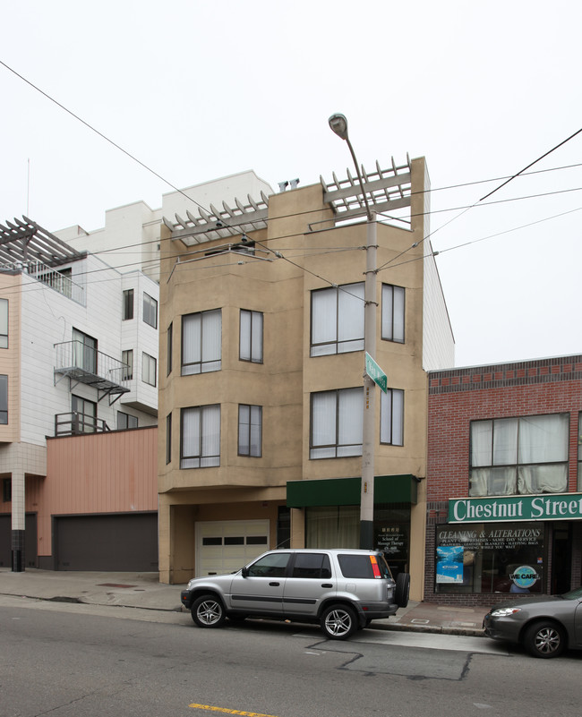 1321 Chestnut St in San Francisco, CA - Building Photo - Building Photo