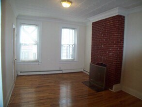 206 2nd St in Hoboken, NJ - Building Photo - Building Photo