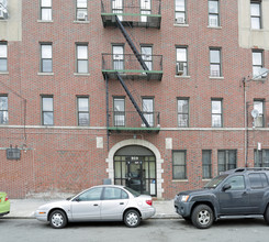 4124 Bronxwood in Bronx, NY - Foto de edificio - Building Photo