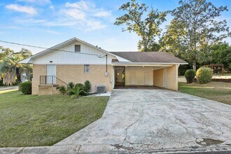 204 Ruby Hubbard Way in Tallahassee, FL - Building Photo - Building Photo