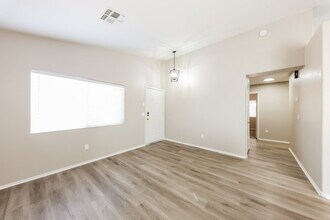 427 N Payton in Mesa, AZ - Foto de edificio - Building Photo