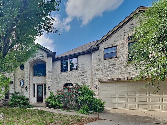 property at 2908 Arbor Ct