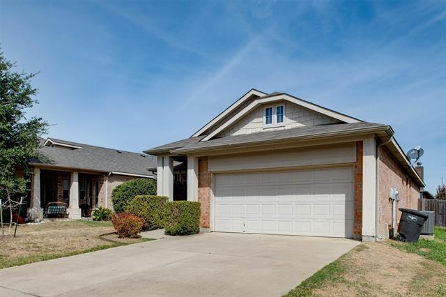 10860 Hawks Landing Rd in Haslet, TX - Building Photo - Building Photo
