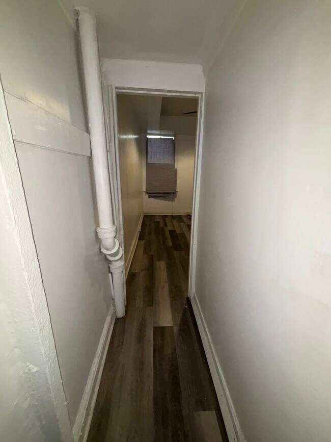 292X Parkwood Ave in Baltimore, MD - Building Photo - Building Photo