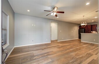 8040 Howton St in Houston, TX - Building Photo - Building Photo