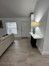 13647 Yarmouth Ct in Wellington, FL - Foto de edificio - Building Photo