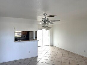 12582 Elgin Blvd in Spring Hill, FL - Building Photo - Building Photo