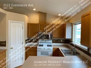 3522 Evergreen Ave in Nampa, ID - Building Photo - Building Photo