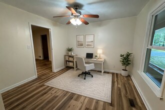 2060 Edwards Rd in Douglasville, GA - Building Photo - Building Photo