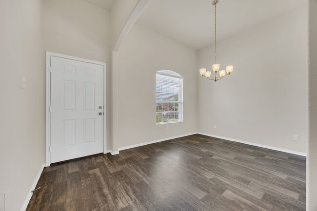 property at 5227 Victoria Lndg Trl