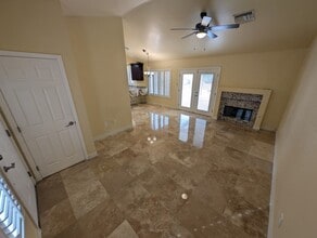 2737 Tumble Brook Dr in Las Vegas, NV - Building Photo - Building Photo