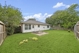 6907 Grant Dr in Richmond, TX - Building Photo - Building Photo