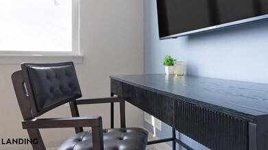 1216 N Atlantic Ave, Unit 437 in Daytona Beach, FL - Building Photo - Building Photo