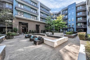 5454 Washington St in Houston, TX - Building Photo