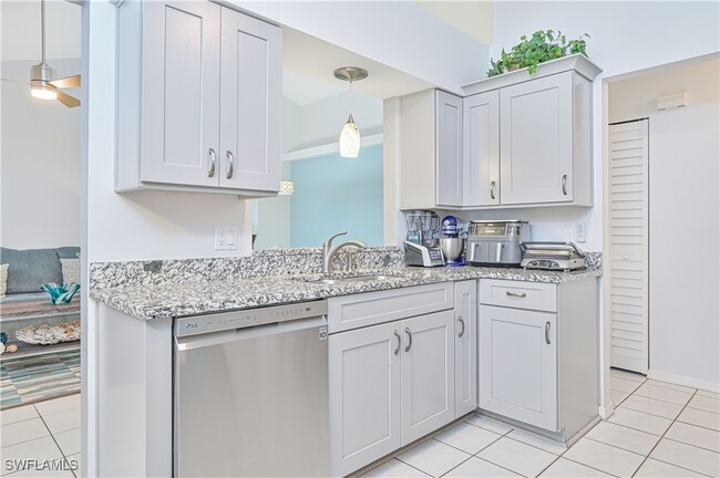 property at 9140 Greenleaf Ct