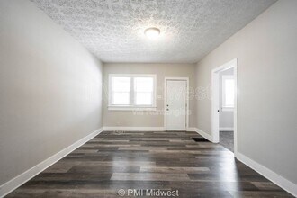 729 N Bosart Ave in Indianapolis, IN - Building Photo - Building Photo