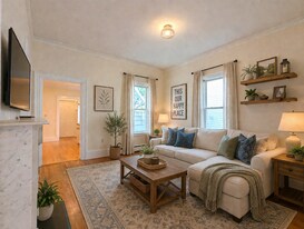 21 Howe St, Unit 15-1 in Somerville, MA - Building Photo