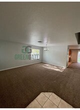 5635 Jeremy Way in Stockton, CA - Building Photo - Building Photo