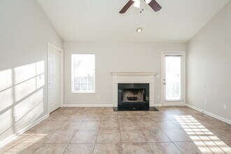 312 Sarna Dr in La Vergne, TN - Building Photo - Building Photo