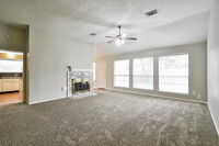 3217 Lee Cir in Pearland, TX - Foto de edificio - Building Photo