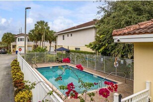 5140 NW 30th Ln in Fort Lauderdale, FL - Building Photo