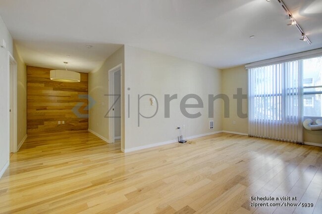 5800 3rd St in San Francisco, CA - Foto de edificio - Building Photo