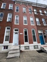 1737 N Caroline St, Unit #1 in Baltimore, MD - Building Photo