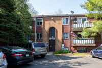 Forest Glen Condominiums in Philadelphia, PA - Foto de edificio - Building Photo