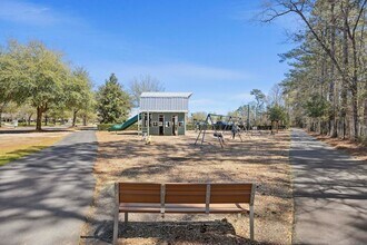 108 Ingleside Dr in Summerville, SC - Foto de edificio - Building Photo