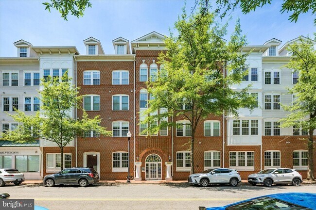 property at 171 Somervelle St