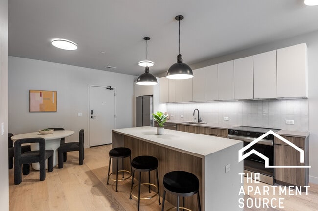 1706 Sherman Ave in Evanston, IL - Building Photo - Building Photo