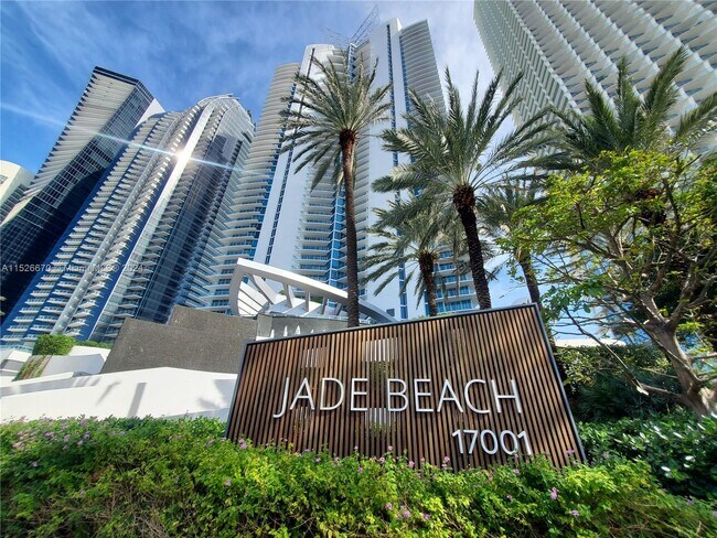 17001 Collins Ave in Sunny Isles Beach, FL - Building Photo - Building Photo