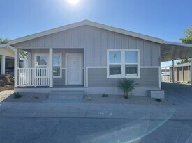 18027 N 17th Pl in Phoenix, AZ - Building Photo