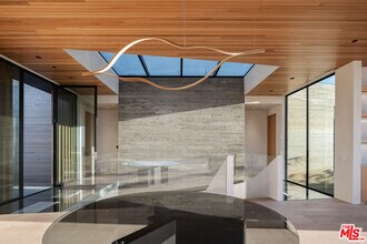1520 Carla Ridge in Beverly Hills, CA - Building Photo - Building Photo