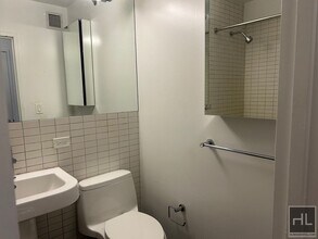 East 39th Street in New York, NY - Building Photo - Building Photo