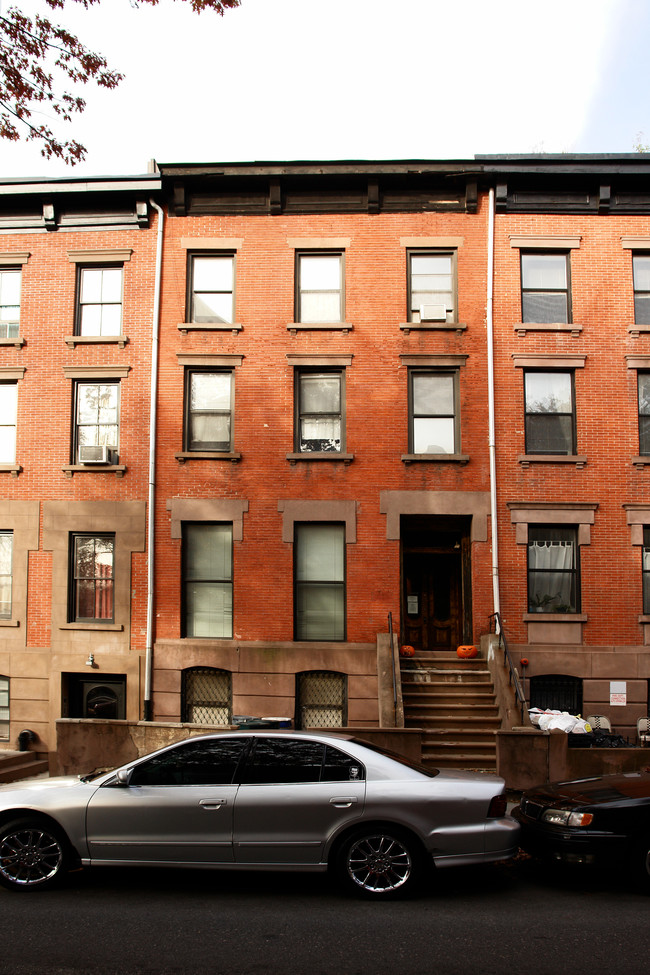 360 Henry St in Brooklyn, NY - Foto de edificio - Building Photo