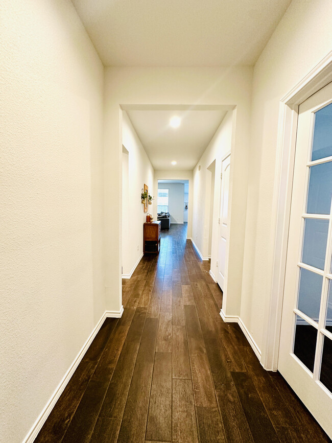 1413 Glade Meadows Dr in Joshua, TX - Building Photo - Building Photo