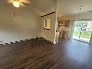 2712-2714 Plaza Ln in Lafayette, IN - Foto de edificio - Building Photo