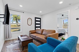 901 N Church St in Georgetown, TX - Building Photo - Building Photo