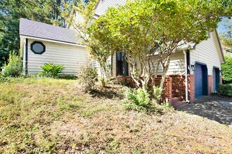 52 Lake Shore Dr in Daphne, AL - Building Photo - Building Photo