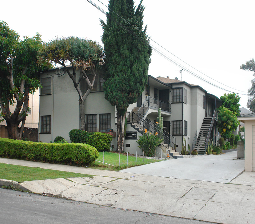 1108 Waterloo St in Los Angeles, CA - Building Photo