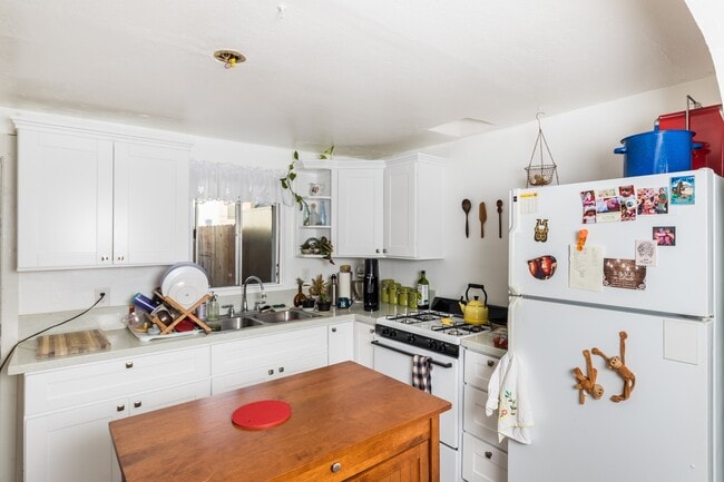 4079 38th St in San Diego, CA - Foto de edificio - Building Photo