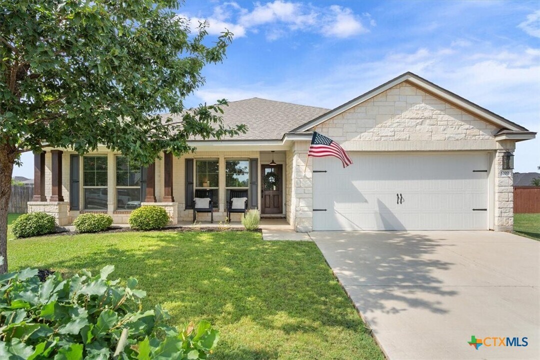 5102 Dauphin Dr in Belton, TX - Building Photo