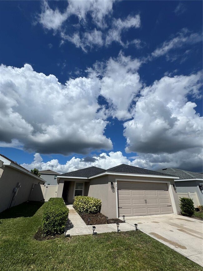 3911 Palazzo Pl in Winter Haven, FL - Building Photo - Building Photo