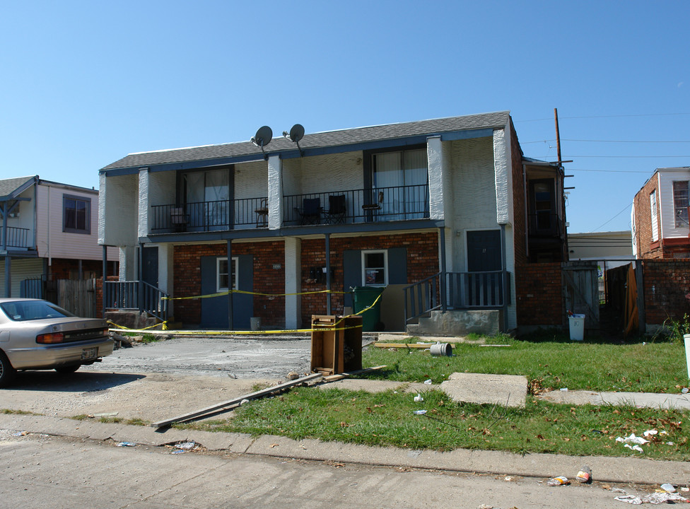 3533 Martinique Ave in Kenner, LA - Foto de edificio