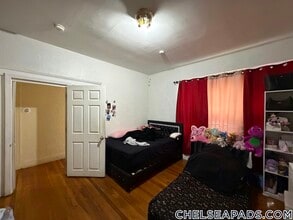 4 Lafayette Ave in Chelsea, MA - Foto de edificio - Building Photo